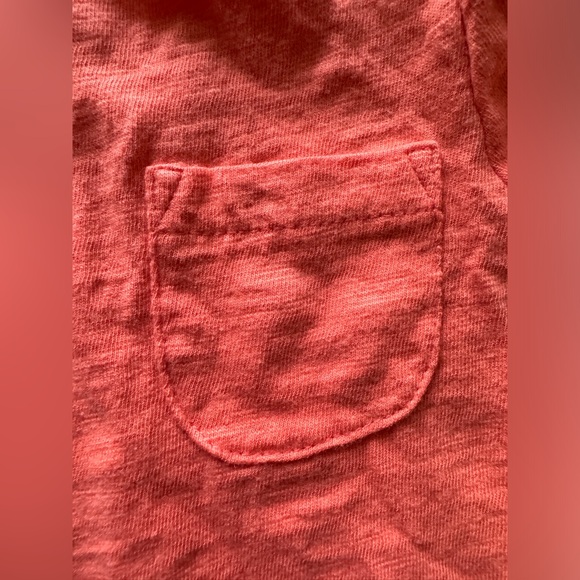 Old Navy 6-12M Onesie and Ruffle Pant Set - Picture 6 of 7